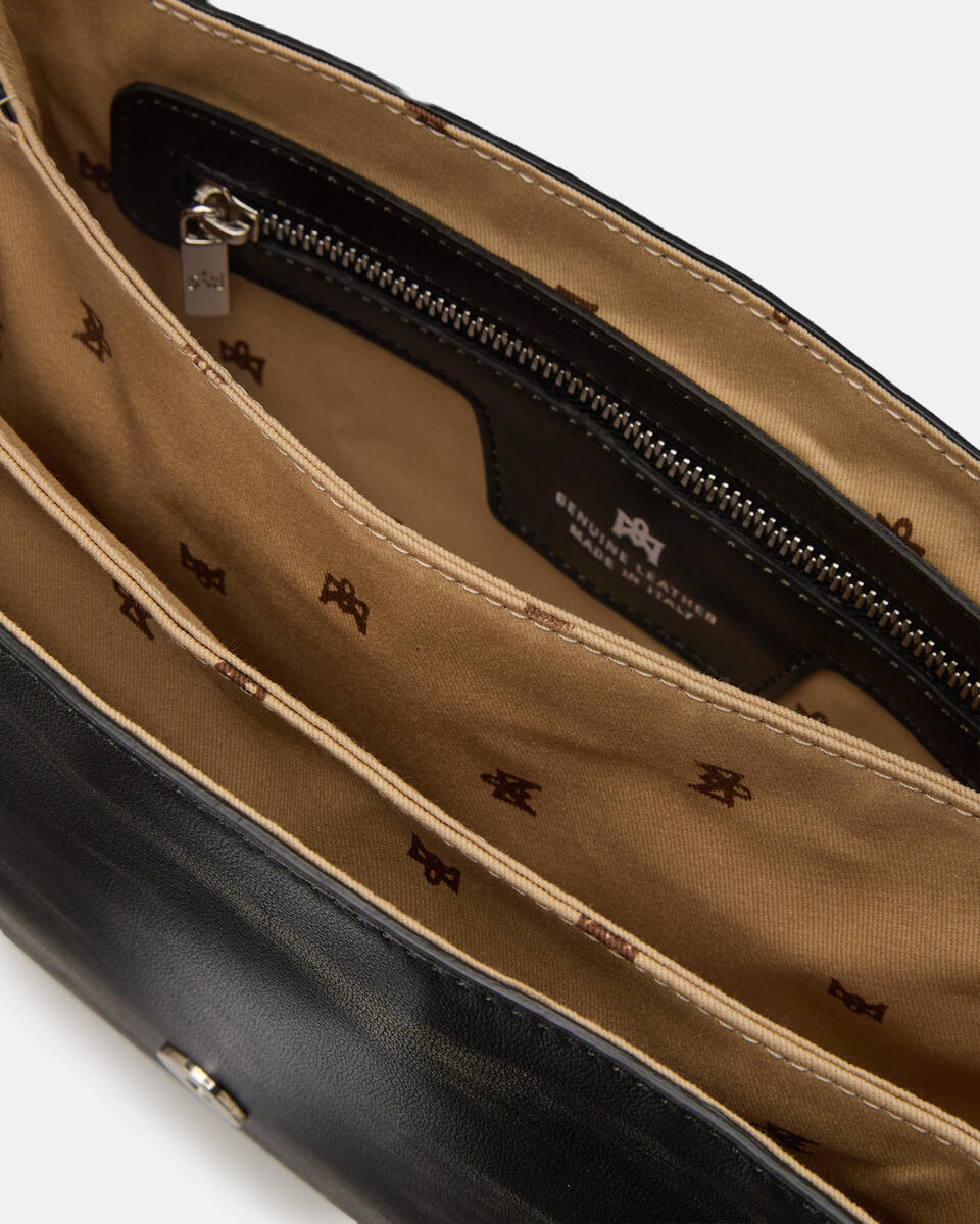 PATTY LARGE FLAP BAG