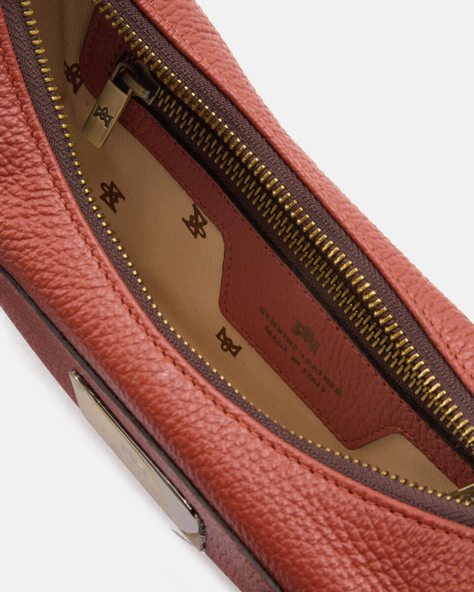 BELLA SELLERIA SMALL CROISSANT