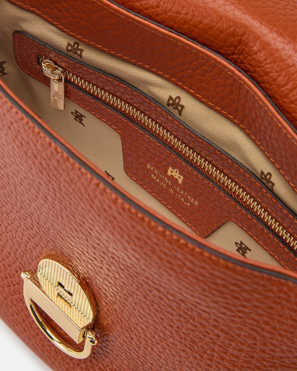 JESS SMALL FLAP
