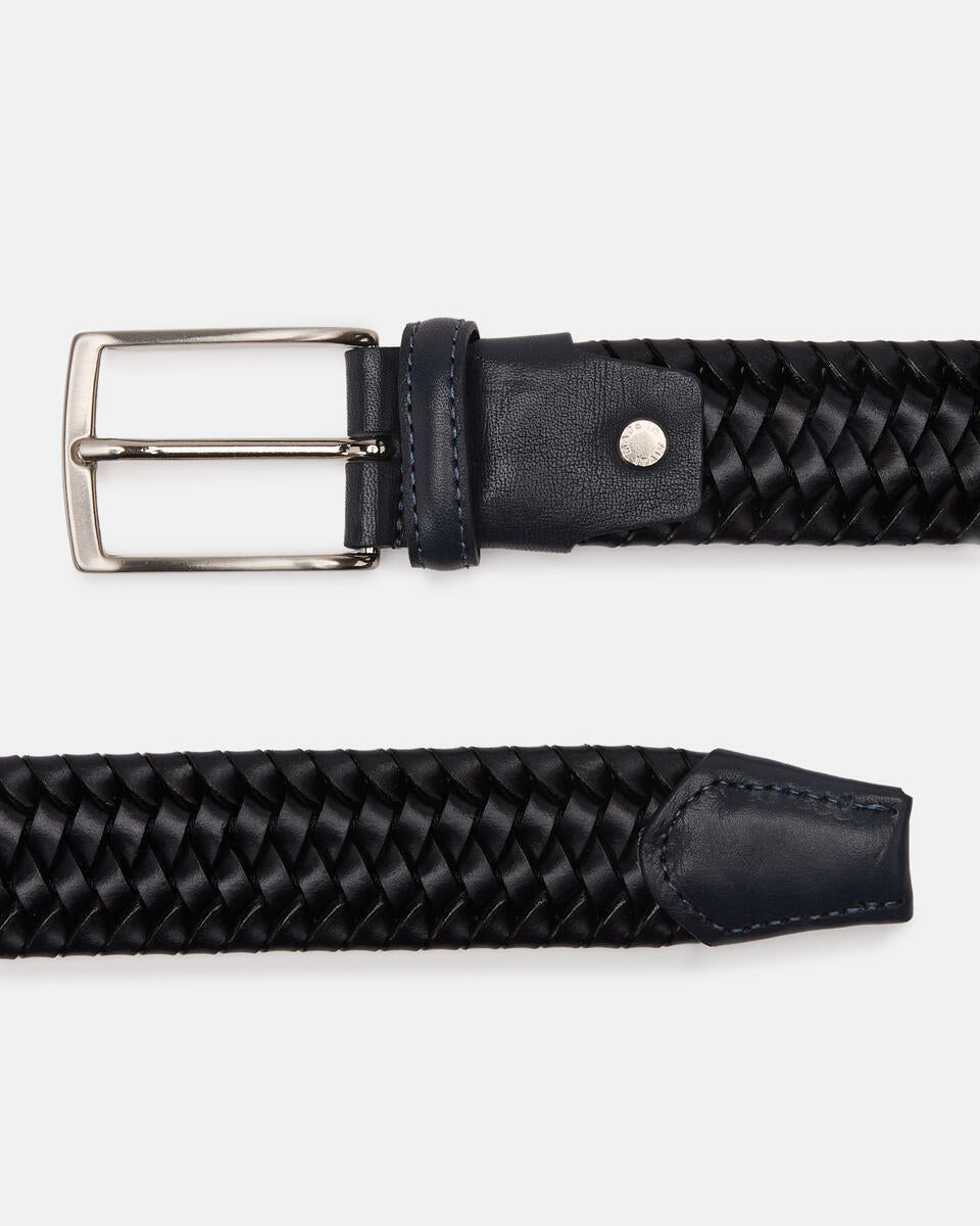 ELASTICIZED BELT